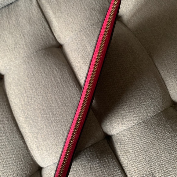 ❤️SOLD❤️Louis Vuitton pouchette - Picture 5 of 7